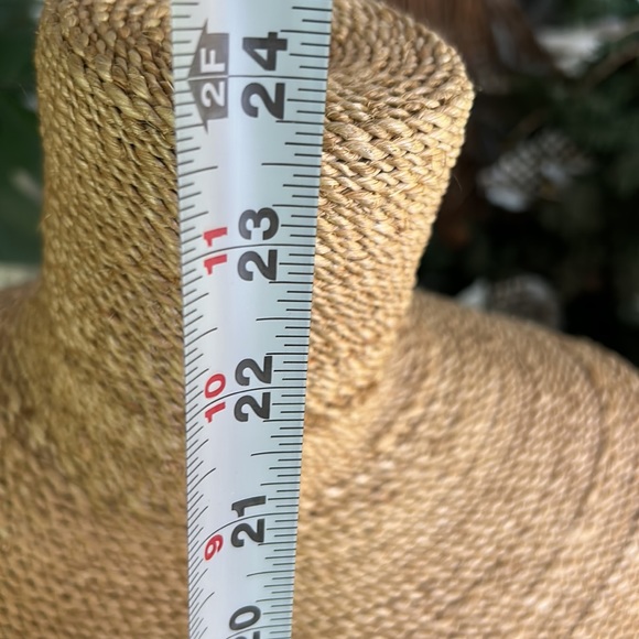 Pottery barn vintage Seagrass Bust RARE! - Picture 7 of 9